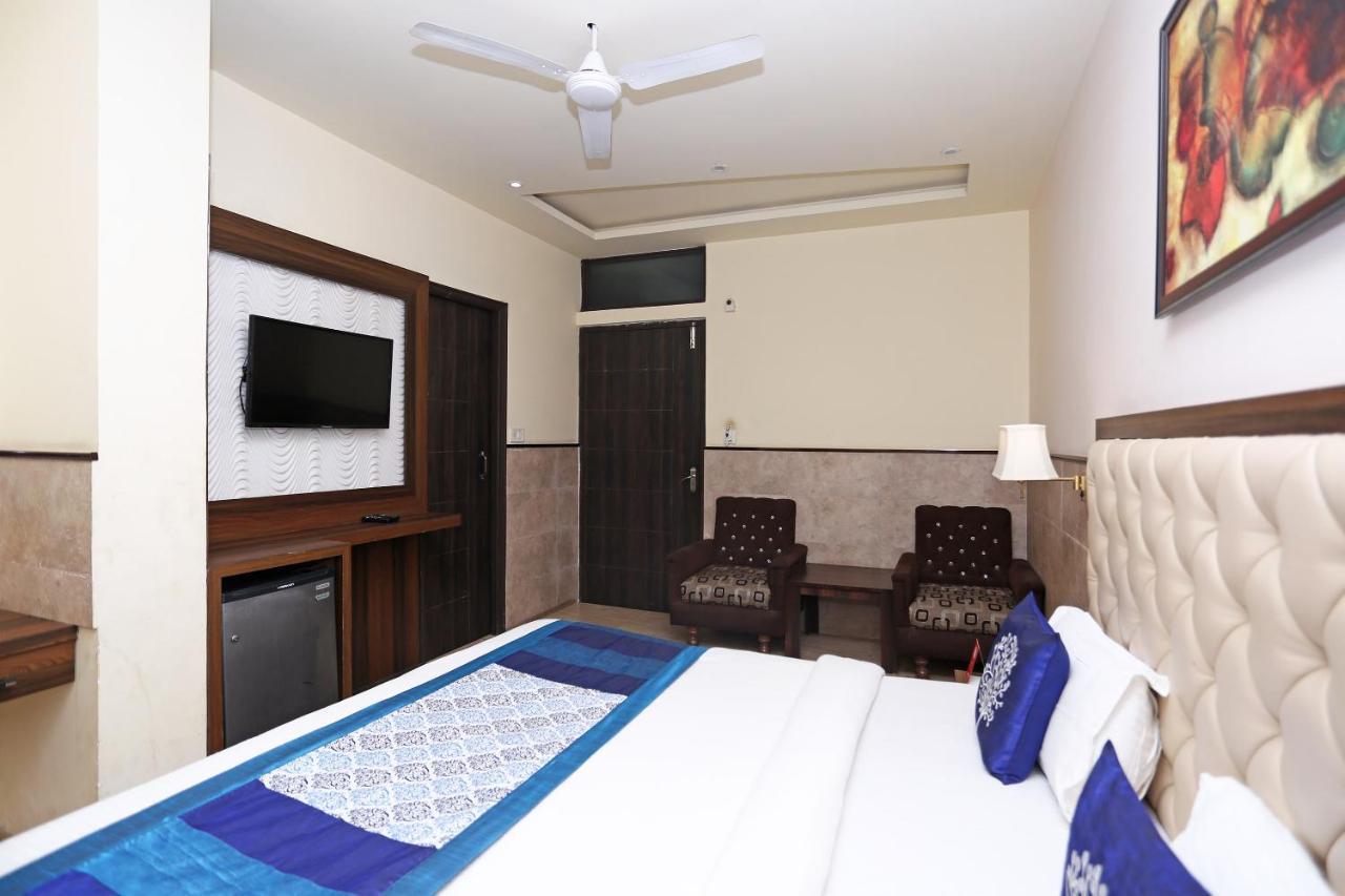ג'איפור Vaccinated Staff - Capital O 705 Hotel Siddharth Inn מראה חיצוני תמונה